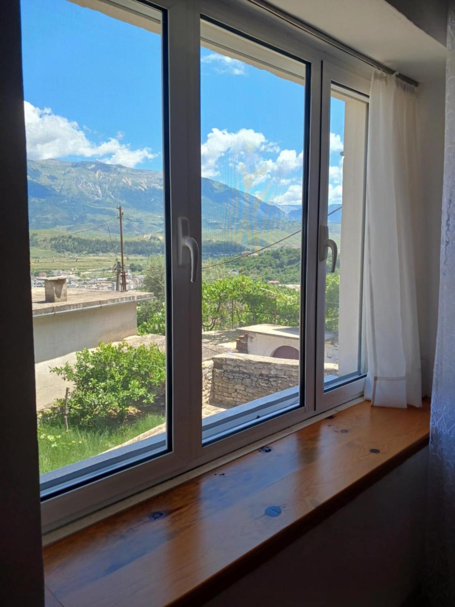 Eniguesthouse Gjirokastër Exteriér fotografie